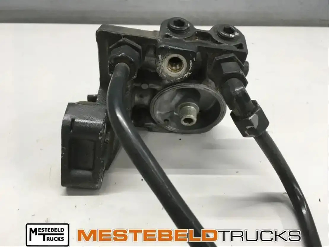 Iveco Brandstoffilterhuis cursor 9 - Bränslefilter för Lastbil: bild 1 Iveco Brandstoffilterhuis cursor 9 - Bränslefilter för Lastbil: bild 1