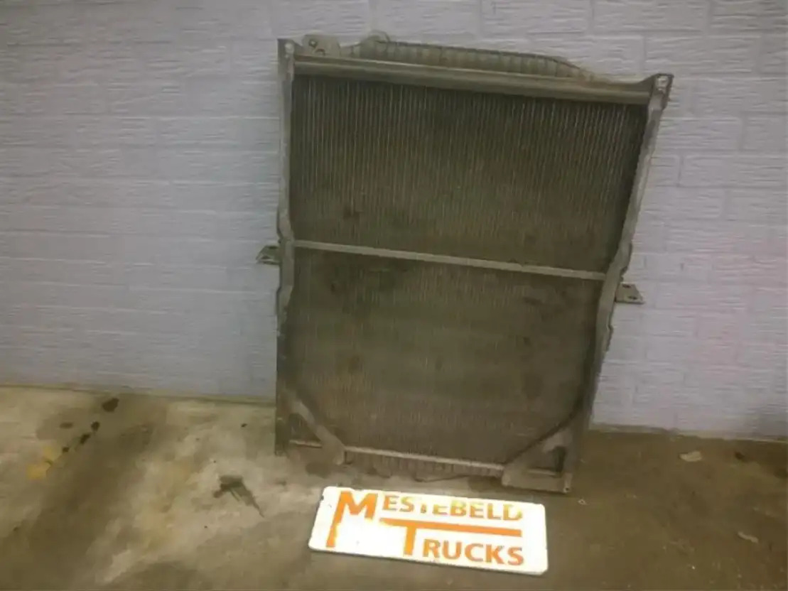 Volvo Radiateur FM7 - Kylsystem för Lastbil: bild 2 Volvo Radiateur FM7 - Kylsystem för Lastbil: bild 2