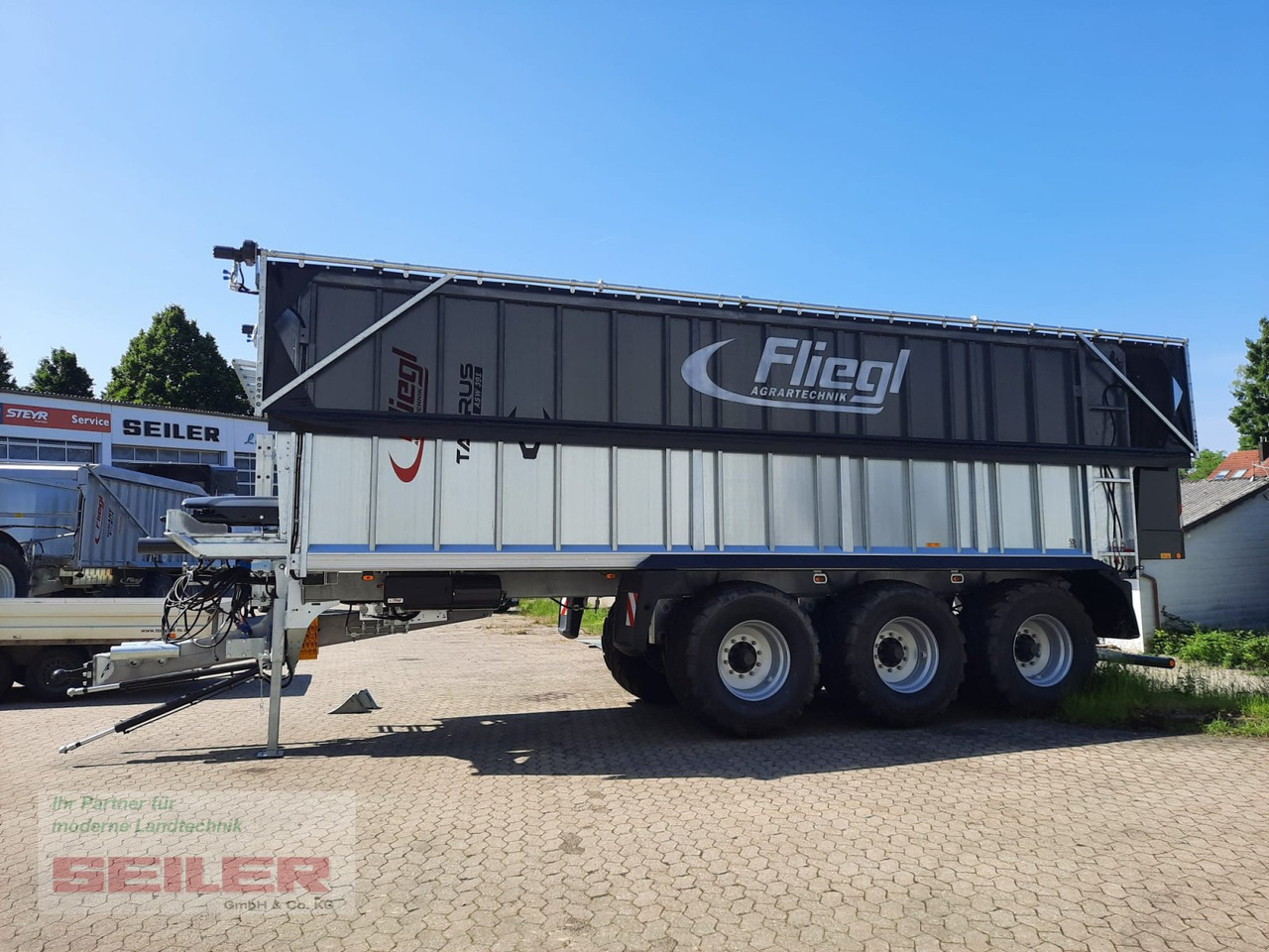 Fliegl ASW 391 TAURUS FOX 50m³ ZWL + Top Lift Light - Ensilagevagn: bild 2 Fliegl ASW 391 TAURUS FOX 50m³ ZWL + Top Lift Light - Ensilagevagn: bild 2
