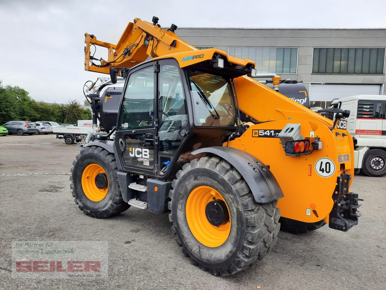 JCB 541-70 Agri Pro DualTec-VT 40km/h - Teleskoplastar: bild 5 JCB 541-70 Agri Pro DualTec-VT 40km/h - Teleskoplastar: bild 5