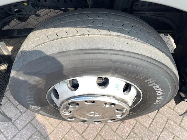 Mercedes-Benz Actros 1842 Streamspace NL-Truck - Dragbil: bild 3 Mercedes-Benz Actros 1842 Streamspace NL-Truck - Dragbil: bild 3