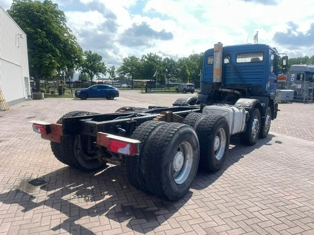 MAN 32.403 8x4 chassis Manual Full Steel - Chassi lastbil: bild 5 MAN 32.403 8x4 chassis Manual Full Steel - Chassi lastbil: bild 5