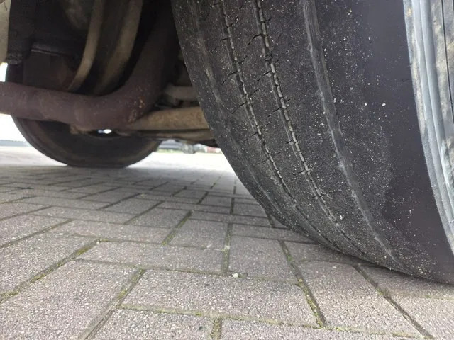 Flakbil Scania 113 380 8 Tires 6x2: bild 16