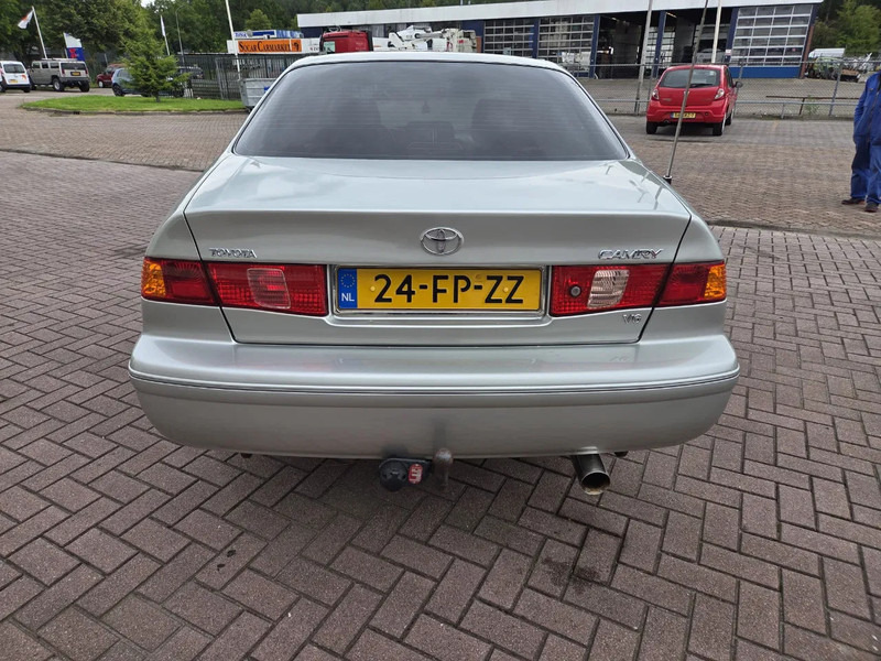 Toyota Camry 3.0 V6 24v // Automaat // leather Seats Cruise Control - Sedan: bild 4 Toyota Camry 3.0 V6 24v // Automaat // leather Seats Cruise Control - Sedan: bild 4