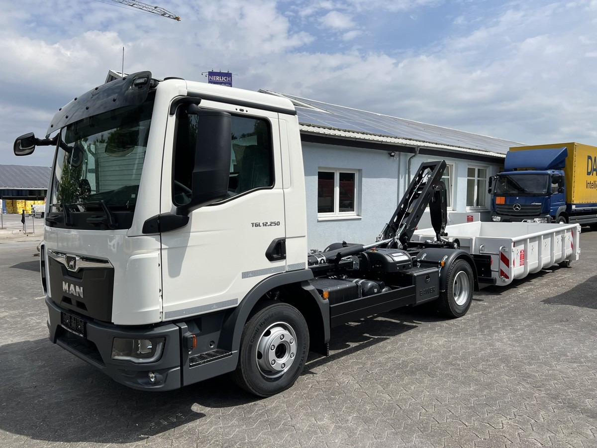 MAN TGL 12.250 BL NEU City Abrollkipper PowerMatic s - Lastväxlare lastbil: bild 1 MAN TGL 12.250 BL NEU City Abrollkipper PowerMatic s - Lastväxlare lastbil: bild 1