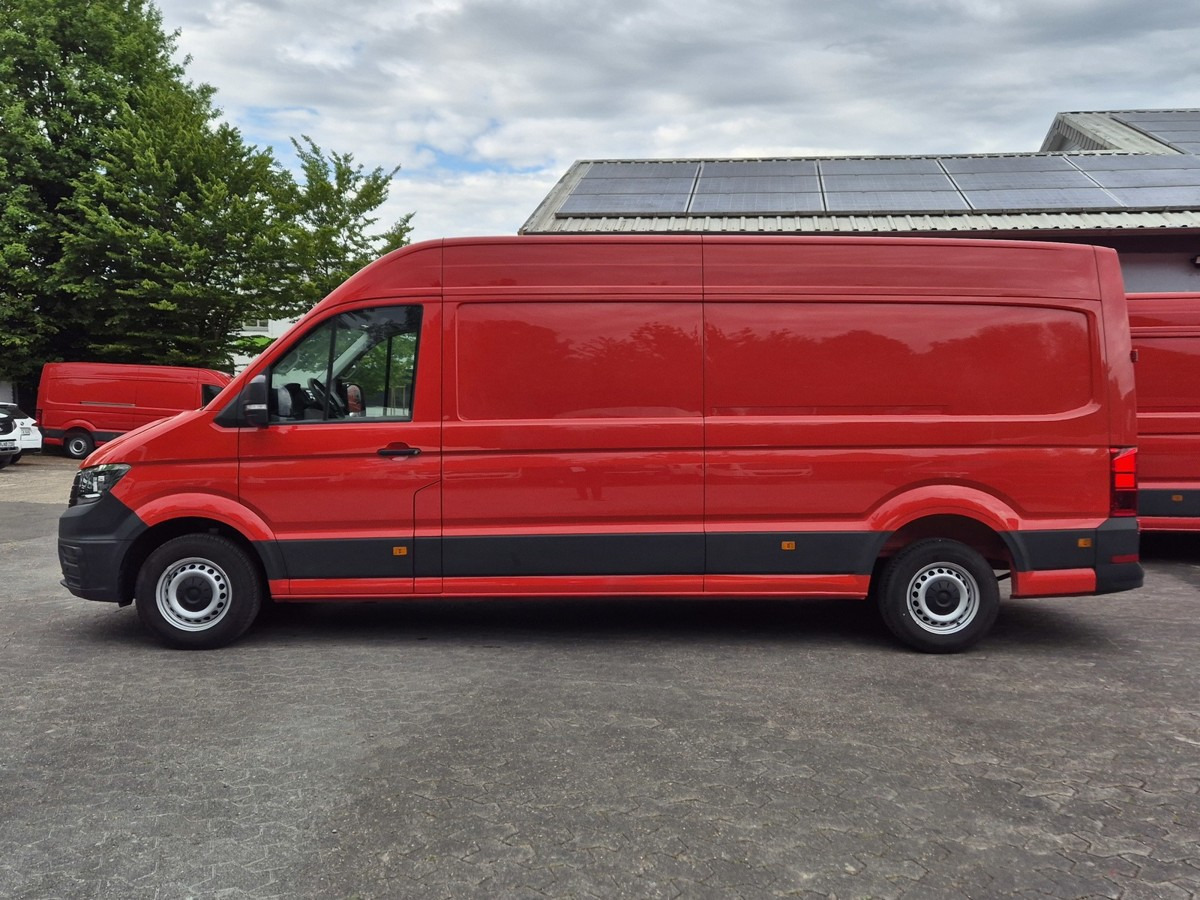 VW Crafter 35 Maxi L4H3 1Hand PDC nur 9tkm! - Skåpbil: bild 2 VW Crafter 35 Maxi L4H3 1Hand PDC nur 9tkm! - Skåpbil: bild 2