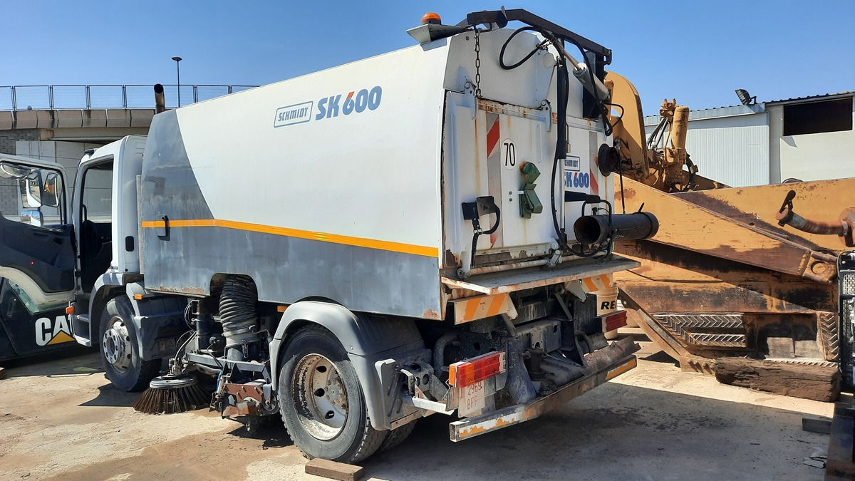 SCHMIDT SK600 - Sopmaskin: bild 2 SCHMIDT SK600 - Sopmaskin: bild 2