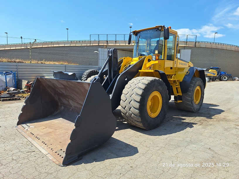 VOLVO L120E - Hjullastare: bild 2 VOLVO L120E - Hjullastare: bild 2
