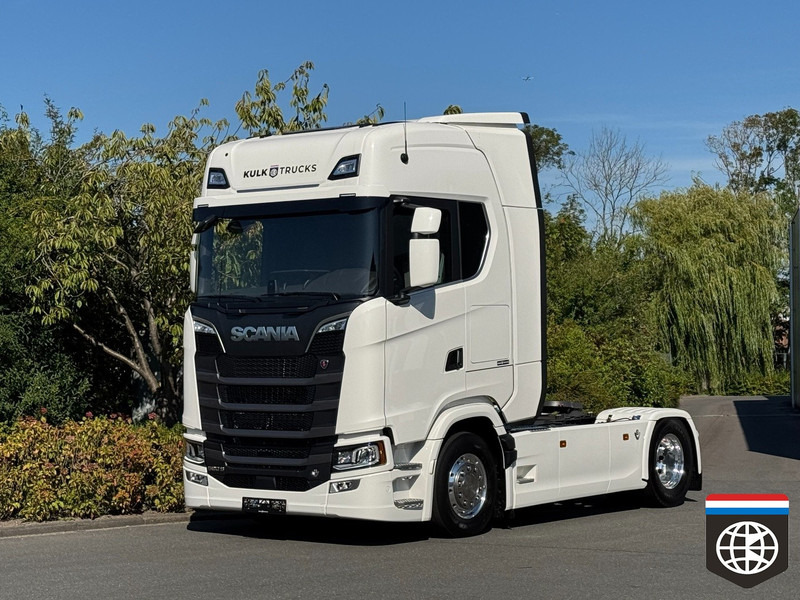 Scania 590 S King of the Road - FULL AIR - NEW - Dragbil: bild 1 Scania 590 S King of the Road - FULL AIR - NEW - Dragbil: bild 1