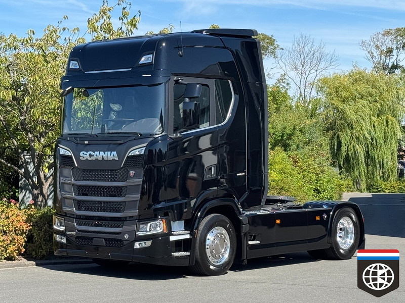 Scania 590 S King of the Road - FULL AIR - NEW TRUCK! - Dragbil: bild 1 Scania 590 S King of the Road - FULL AIR - NEW TRUCK! - Dragbil: bild 1