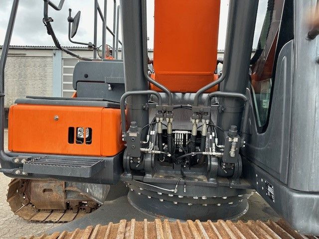 Doosan DX 255 LC-5/Schnellwechsel System/Rototilt R8 - Bandgrävare: bild 4 Doosan DX 255 LC-5/Schnellwechsel System/Rototilt R8 - Bandgrävare: bild 4