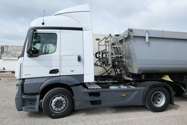 Mercedes-Benz 1843 LS Actros, MP4, Retarder, 2x Tank, Spoiler - Dragbil: bild 2 Mercedes-Benz 1843 LS Actros, MP4, Retarder, 2x Tank, Spoiler - Dragbil: bild 2