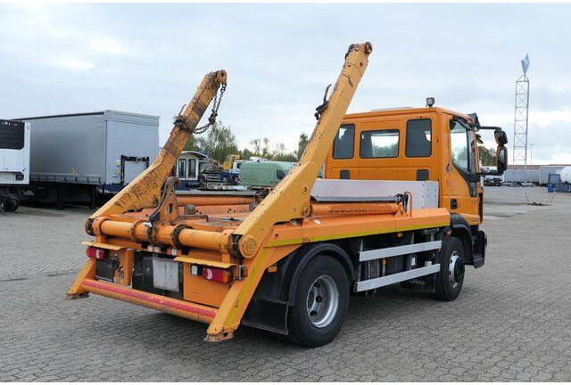 Iveco 160 E EuroCargo 4x2, VDL P-10, teleskop., Funk - Lastbil med kabelsystem: bild 2 Iveco 160 E EuroCargo 4x2, VDL P-10, teleskop., Funk - Lastbil med kabelsystem: bild 2