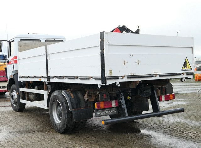 Mercedes-Benz 1824 AK 4x4, Allrad, AHK, Blattfederung, 168tkm - Flakbil: bild 3 Mercedes-Benz 1824 AK 4x4, Allrad, AHK, Blattfederung, 168tkm - Flakbil: bild 3