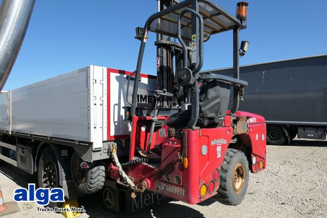 Moffett M4 25.3, Mitnahmestapler, 2.500kg, 3m Hubhöhe - Påhängstruck: bild 1 Moffett M4 25.3, Mitnahmestapler, 2.500kg, 3m Hubhöhe - Påhängstruck: bild 1