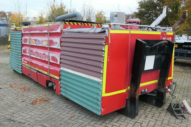 ROSENBAUER/Feuerwehr/Wasserwerfer - Släck/ Räddningsvagn: bild 4 ROSENBAUER/Feuerwehr/Wasserwerfer - Släck/ Räddningsvagn: bild 4