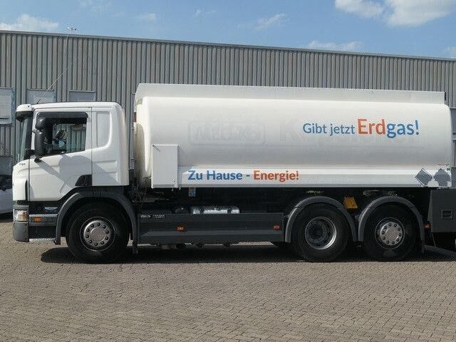 Scania P 320 6x2, Lindner & Fischer, 19m³, 3 Kammern - Tankbil: bild 2 Scania P 320 6x2, Lindner & Fischer, 19m³, 3 Kammern - Tankbil: bild 2