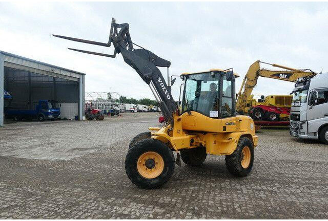 Volvo L30G, 4+1 Schaufel, Palettengabel, Hydr. S.W.S. - Hjullastare: bild 5 Volvo L30G, 4+1 Schaufel, Palettengabel, Hydr. S.W.S. - Hjullastare: bild 5