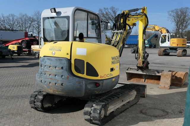 Wacker Neuson 6003, Hydr. S.W.S., Hydr. Grabenlöffel - Minigrävmaskin: bild 3 Wacker Neuson 6003, Hydr. S.W.S., Hydr. Grabenlöffel - Minigrävmaskin: bild 3
