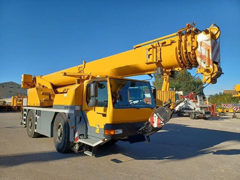 LIEBHERR LTM 1040 2.1 - Mobilkran: bild 1 LIEBHERR LTM 1040 2.1 - Mobilkran: bild 1
