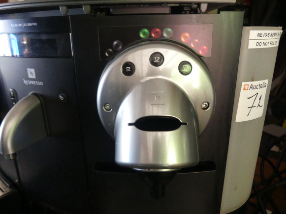 2 Machines à café Nespresso 705/CS200 - Livsmedelsmaskin: bild 2 2 Machines à café Nespresso 705/CS200 - Livsmedelsmaskin: bild 2