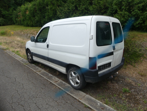 Camionnette Citroen Berlingo (2004-191.630 km-VIN:VF7GCWJYB94089418) - Små skåpbil: bild 2 Camionnette Citroen Berlingo (2004-191.630 km-VIN:VF7GCWJYB94089418) - Små skåpbil: bild 2