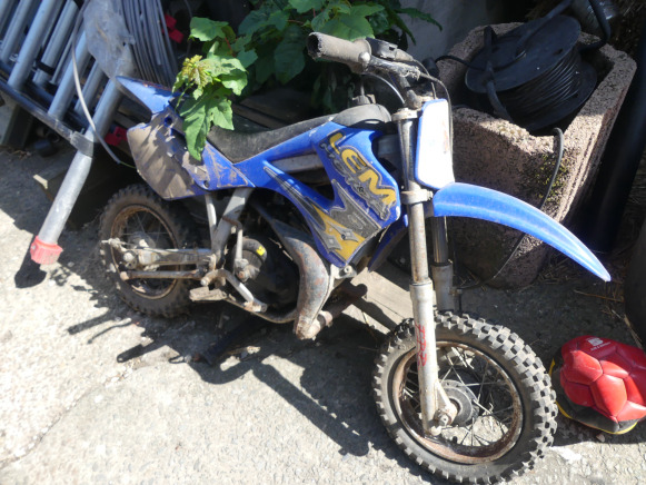 Moto thermique pour enfant Lem LX2SPORT - Motorcykel: bild 1 Moto thermique pour enfant Lem LX2SPORT - Motorcykel: bild 1