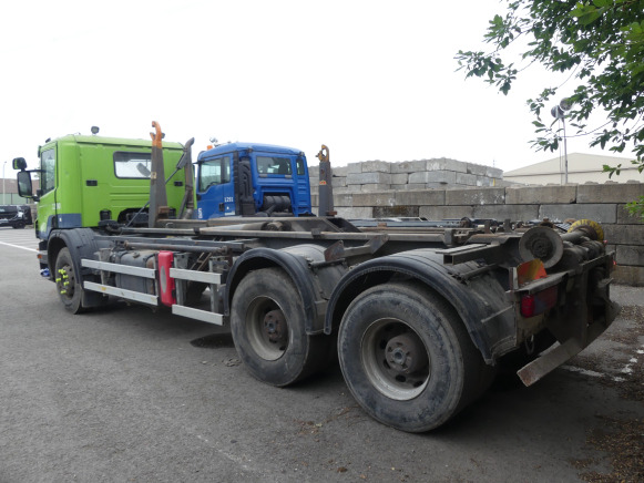 REF:1290 - Camion porte container Scania PRT (2005-529.990 km) - Containerbil/ Växelflak lastbil: bild 4 REF:1290 - Camion porte container Scania PRT (2005-529.990 km) - Containerbil/ Växelflak lastbil: bild 4