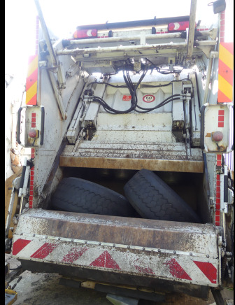 REF:1387 - Camion poubelle Renault Midlum 270DXI (2011-189.728 km) - Sopbil: bild 5 REF:1387 - Camion poubelle Renault Midlum 270DXI (2011-189.728 km) - Sopbil: bild 5