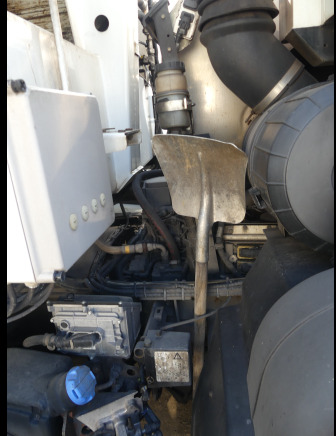 REF:1436 - Camion poubelle Renault Access (2013-162.300 km) - Sopbil: bild 5 REF:1436 - Camion poubelle Renault Access (2013-162.300 km) - Sopbil: bild 5