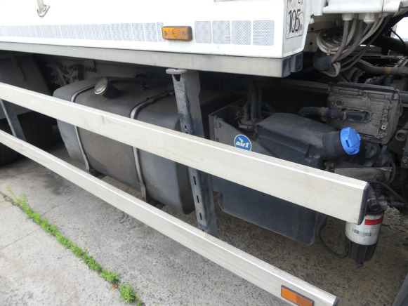 REF:5446 - Camion poubelle Renault Access (2013-192.146 km) - Sopbil: bild 5 REF:5446 - Camion poubelle Renault Access (2013-192.146 km) - Sopbil: bild 5
