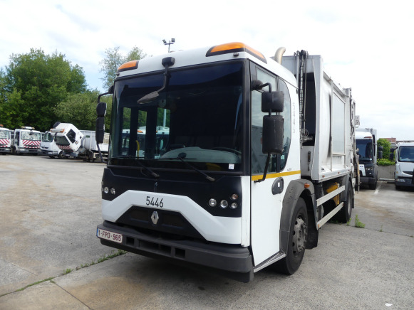 REF:5446 - Camion poubelle Renault Access (2013-192.146 km) - Sopbil: bild 1 REF:5446 - Camion poubelle Renault Access (2013-192.146 km) - Sopbil: bild 1
