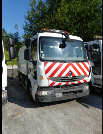 REF:69339 - Camion poubelle Renault Midlum 180DXI (2011-119.748 km) - Sopbil: bild 2 REF:69339 - Camion poubelle Renault Midlum 180DXI (2011-119.748 km) - Sopbil: bild 2