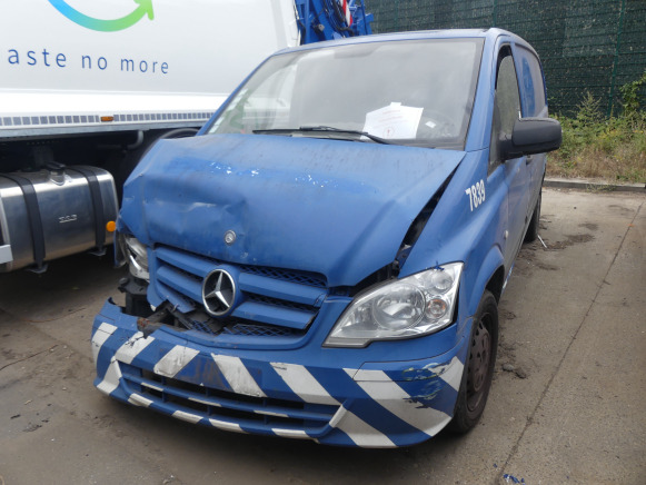 REF:7839 - Voiture accidentée Mercedes-Benz - Personbil: bild 1 REF:7839 - Voiture accidentée Mercedes-Benz - Personbil: bild 1