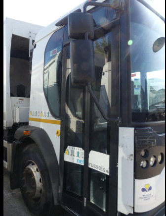 REF:8443 - Camion poubelle Renault Access (2013-128.985 km) - Sopbil: bild 4 REF:8443 - Camion poubelle Renault Access (2013-128.985 km) - Sopbil: bild 4