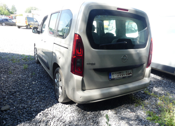 Voiture Opel Combo LIFE (2020-164.299 km-VIN:WOVECYHYLJ618520) - Dubbelhytt transportbil: bild 5 Voiture Opel Combo LIFE (2020-164.299 km-VIN:WOVECYHYLJ618520) - Dubbelhytt transportbil: bild 5