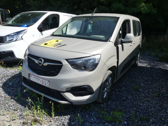 Voiture Opel Combo LIFE (2020-164.299 km-VIN:WOVECYHYLJ618520) - Dubbelhytt transportbil: bild 1 Voiture Opel Combo LIFE (2020-164.299 km-VIN:WOVECYHYLJ618520) - Dubbelhytt transportbil: bild 1
