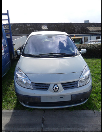 Voiture Renault Scenic 1.9 DCI - Personbil: bild 1 Voiture Renault Scenic 1.9 DCI - Personbil: bild 1