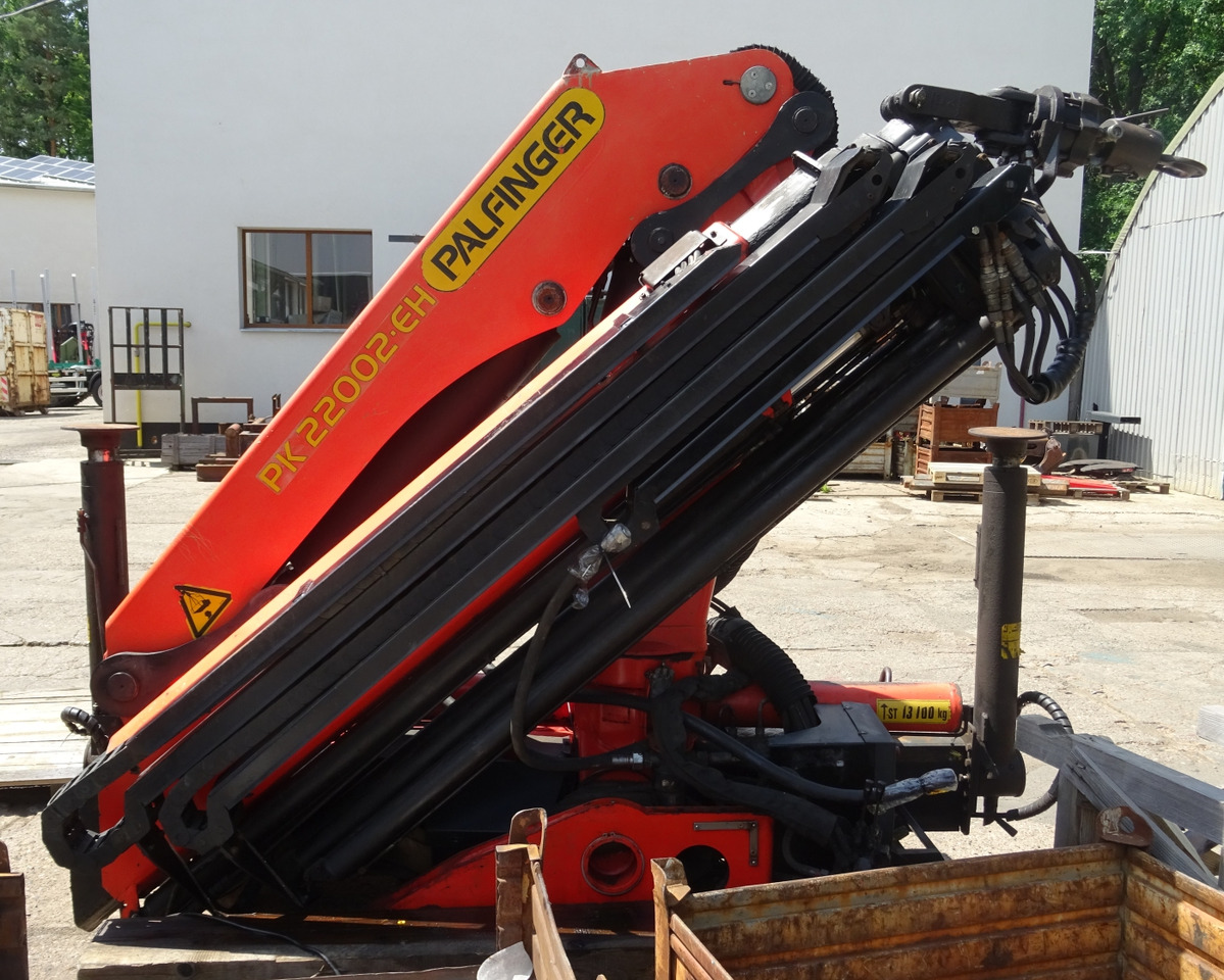 PALFINGER PK 22002-EH D crane - remote control, extra functions, Ladekran, Kran, - Lastbilskran: bild 1 PALFINGER PK 22002-EH D crane - remote control, extra functions, Ladekran, Kran, - Lastbilskran: bild 1