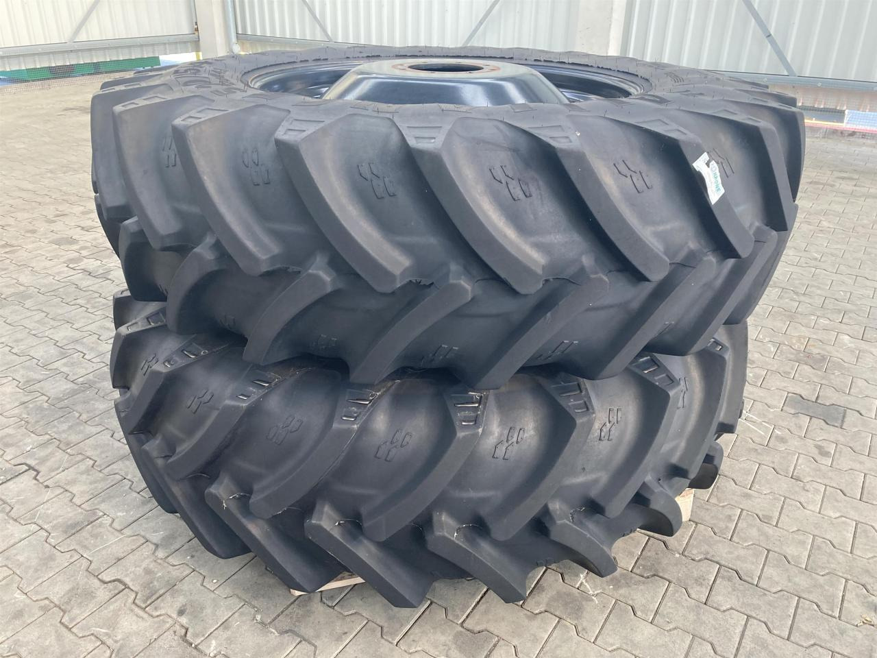 Alliance 480R30 & 520R42 - Däck för Lantbruksmaskiner: bild 5 Alliance 480R30 & 520R42 - Däck för Lantbruksmaskiner: bild 5