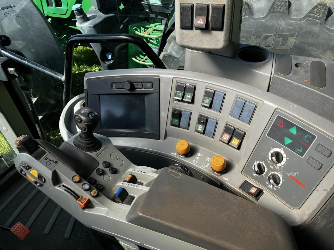 Traktor CLAAS Axion 850: bild 6