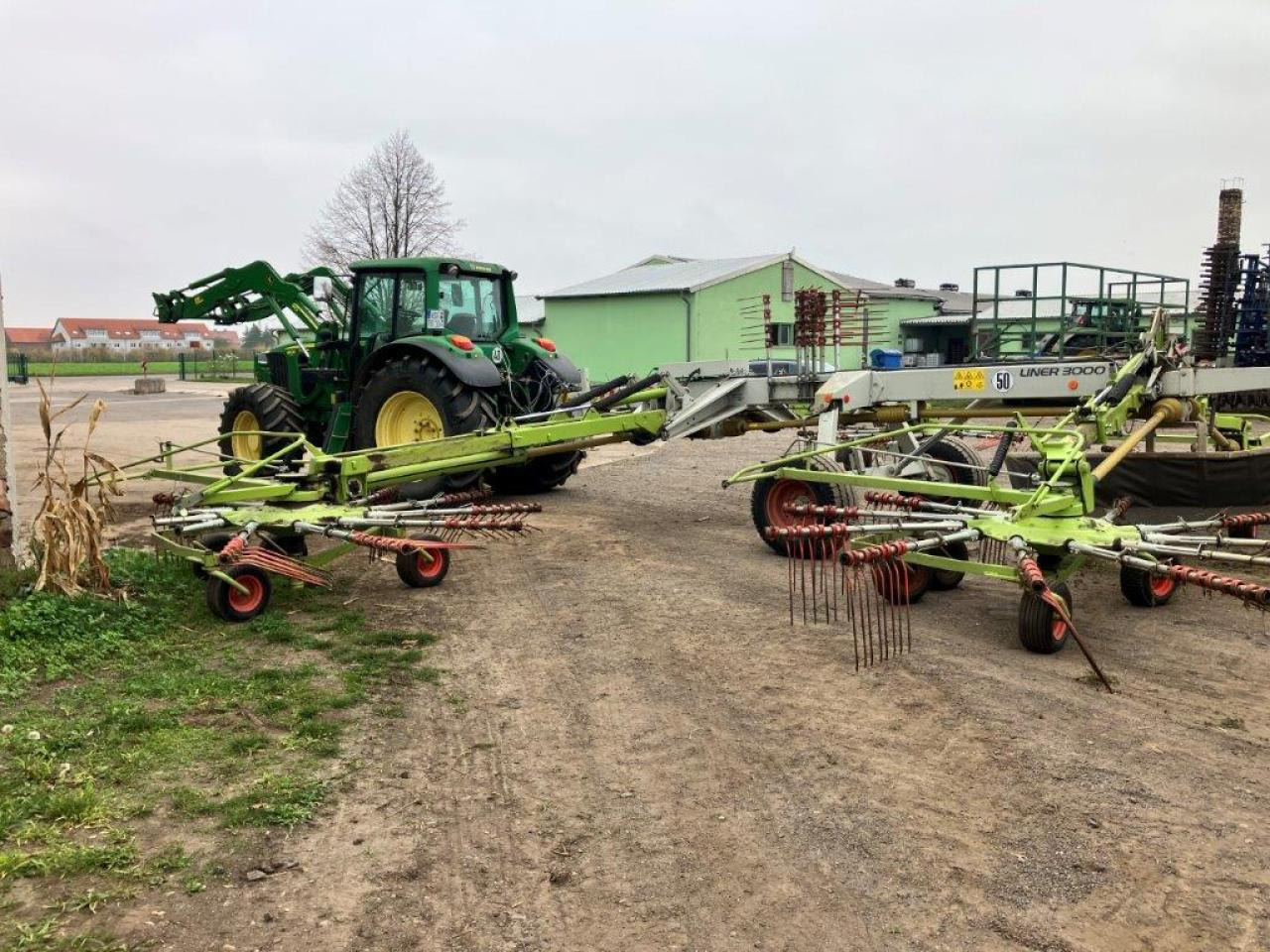 CLAAS Liner 3000 - Hövändare: bild 4 CLAAS Liner 3000 - Hövändare: bild 4