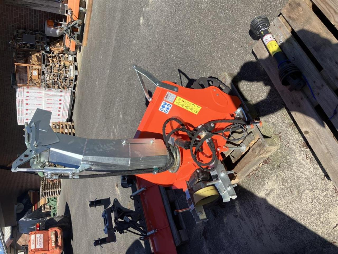 / Cerruti BS L1200 BX - Snöslunga: bild 2 / Cerruti BS L1200 BX - Snöslunga: bild 2