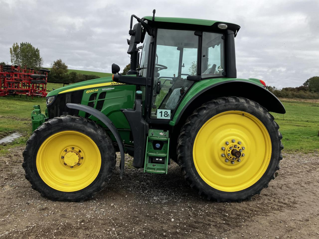 John Deere 6120M - Traktor: bild 1 John Deere 6120M - Traktor: bild 1