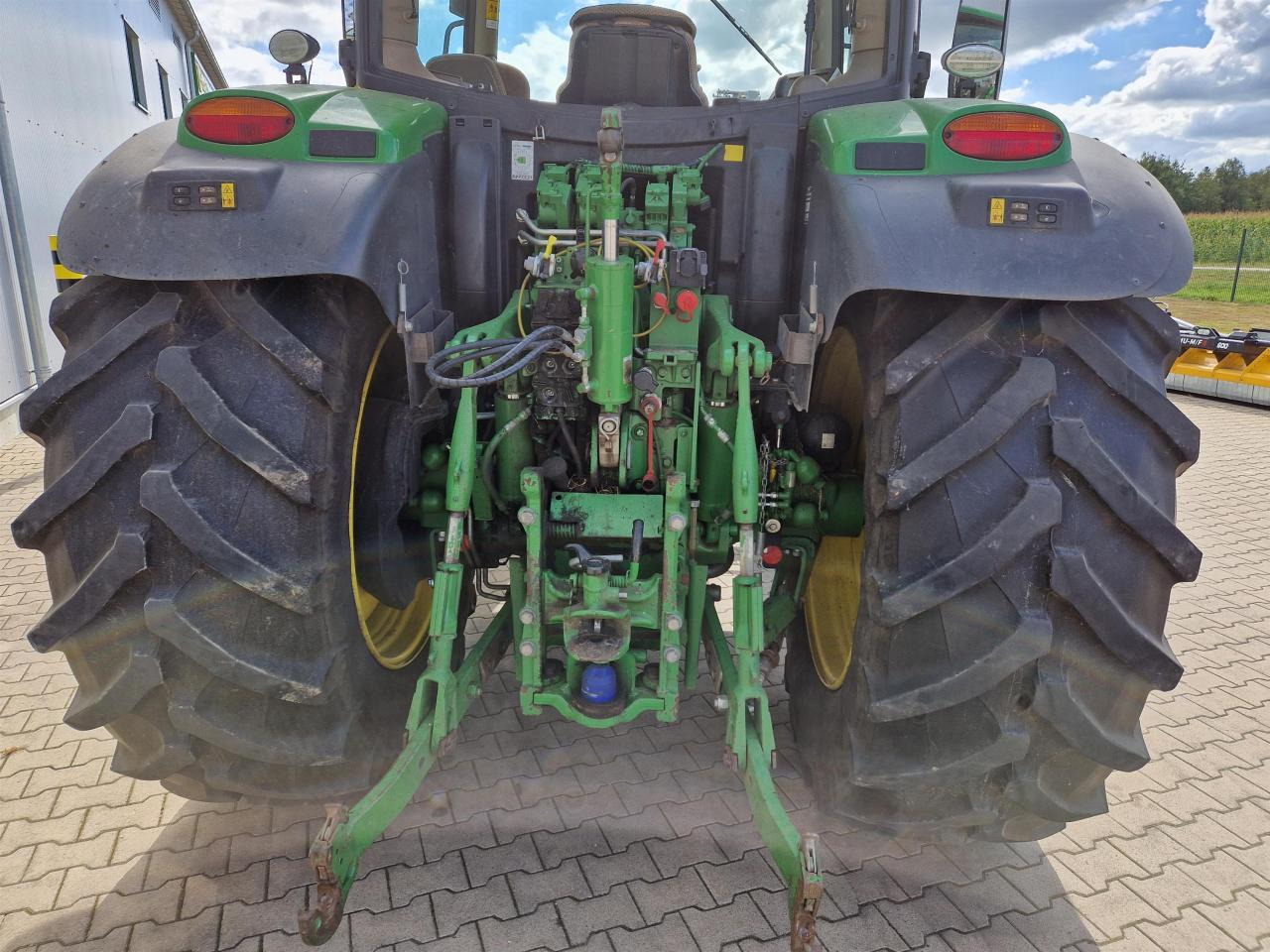 John Deere 6145R - Traktor: bild 4 John Deere 6145R - Traktor: bild 4