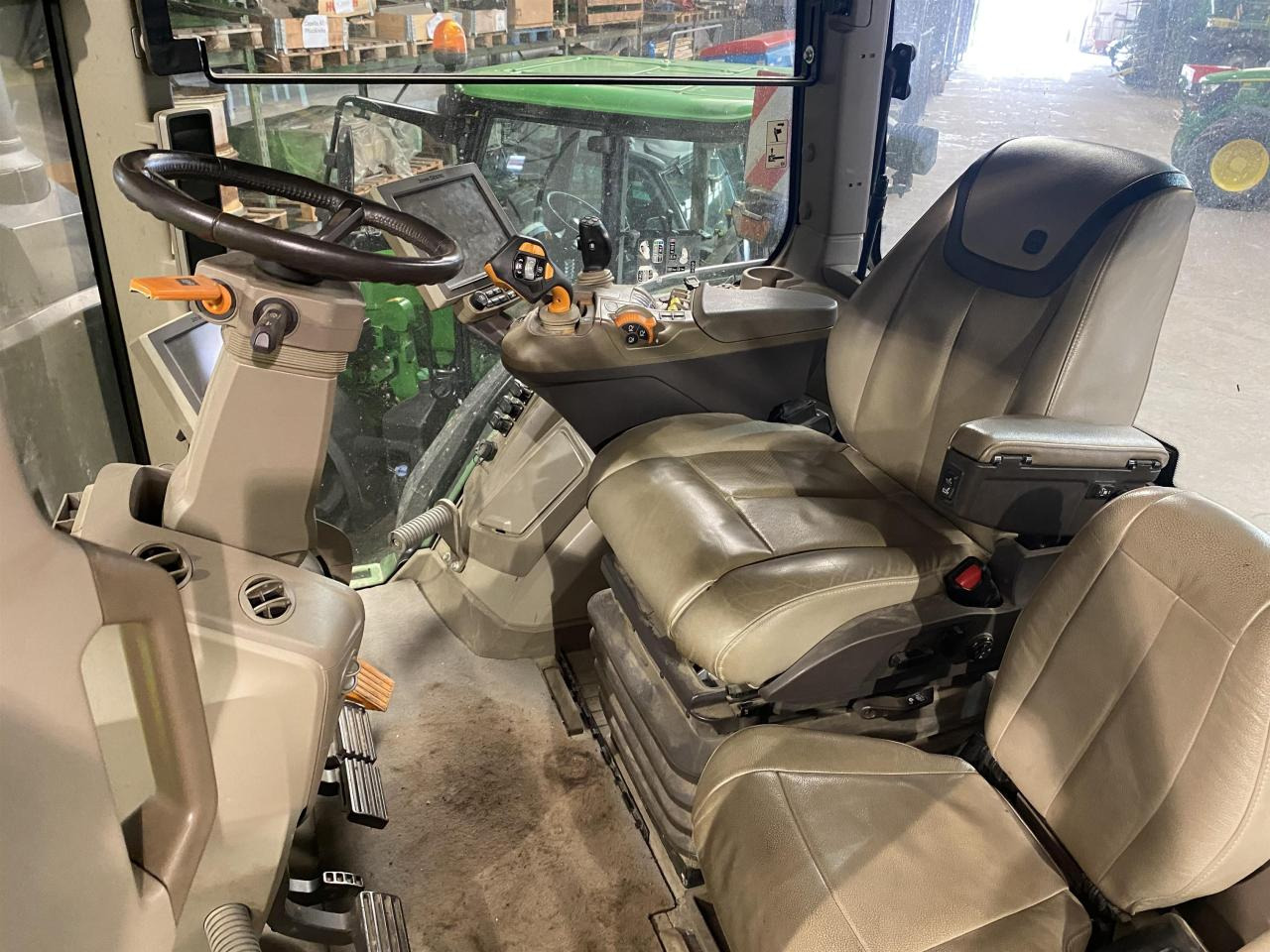 John Deere 7R 350 - Traktor: bild 4 John Deere 7R 350 - Traktor: bild 4