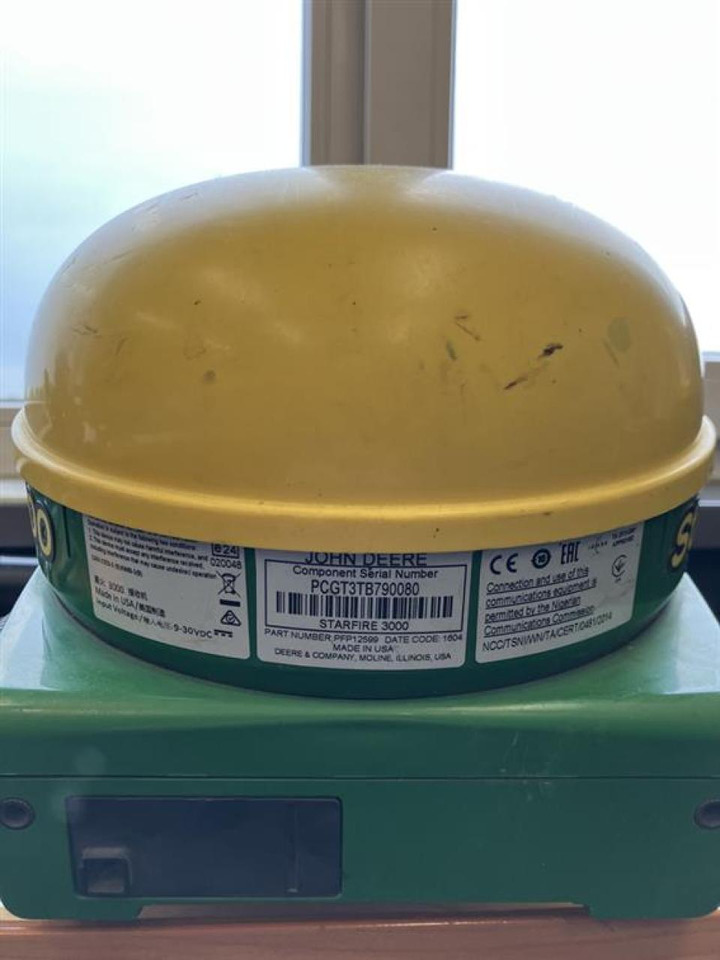 John Deere SF3000 - Navigationssystem för Lantbruksmaskiner: bild 3 John Deere SF3000 - Navigationssystem för Lantbruksmaskiner: bild 3