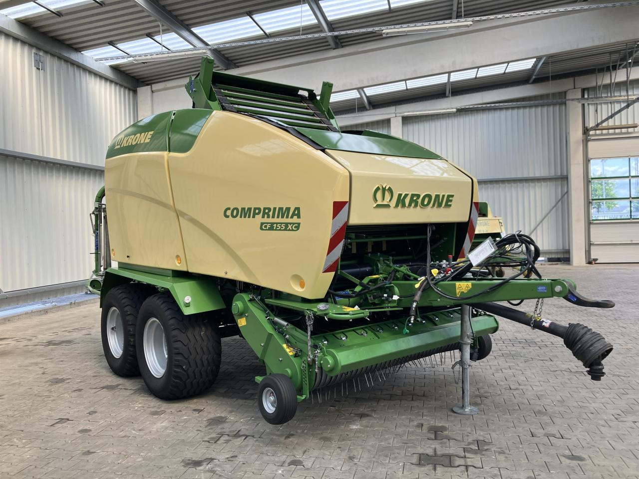 Krone CF 155 XC Comprima - Rundbalspress: bild 1 Krone CF 155 XC Comprima - Rundbalspress: bild 1