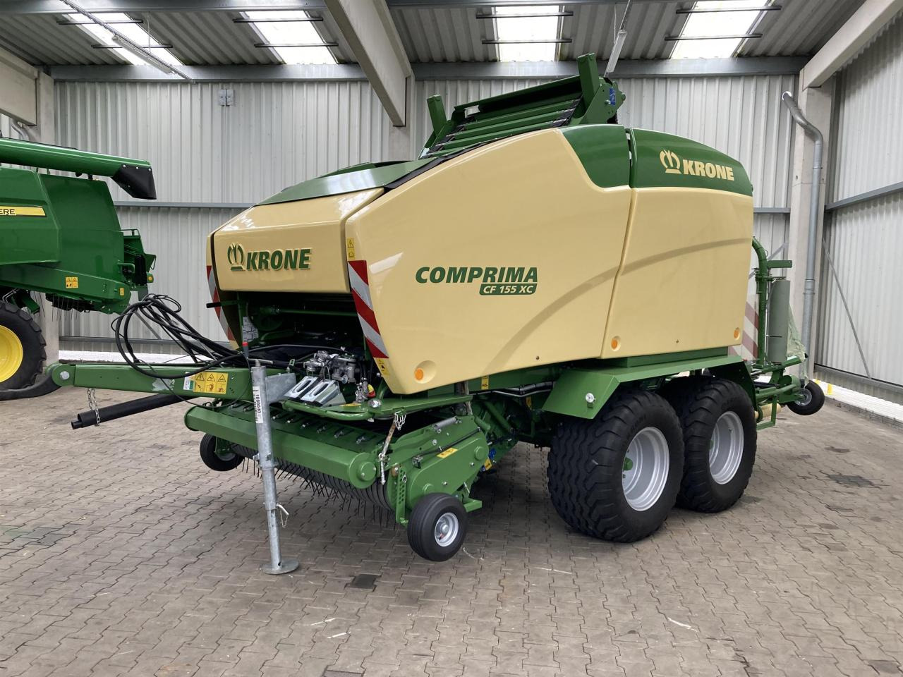 Krone CF 155 XC - Rundbalspress: bild 1 Krone CF 155 XC - Rundbalspress: bild 1