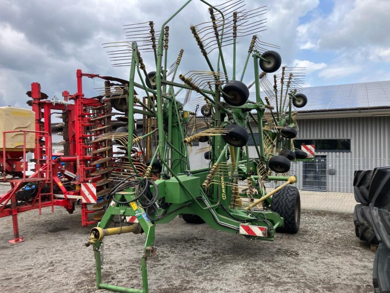 Krone SWADRO 1400 - Hövändare: bild 2 Krone SWADRO 1400 - Hövändare: bild 2
